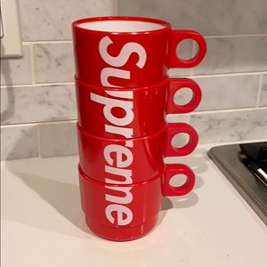 Supreme mug set